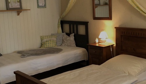 Habitación doble, baño privado