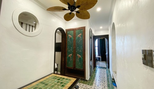 Estudio Signature, 2 camas de matrimonio, cocina, en una planta alta