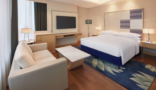 Suite junior, 1 cama de matrimonio grande, vistas a la ciudad