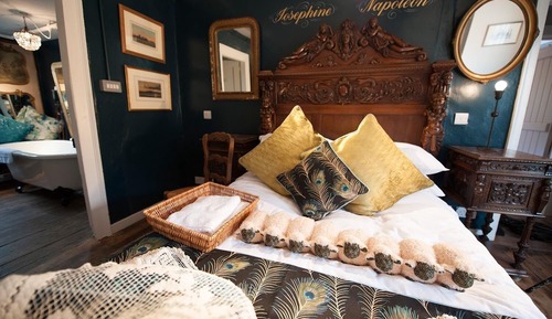 Suite superior, baño privado (JOSEPHINE)