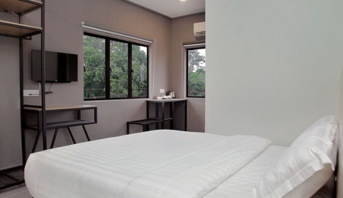 Habitación Confort doble, 1 cama de matrimonio, baño privado