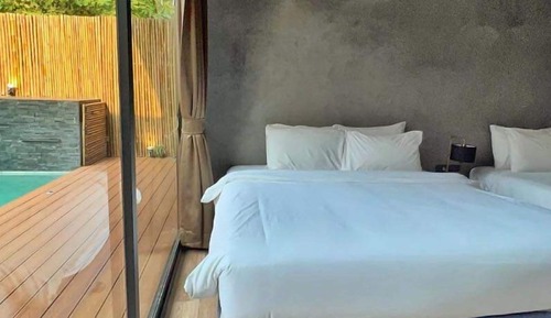 Villa familiar, 5 habitaciones, piscina privada, vistas a la piscina