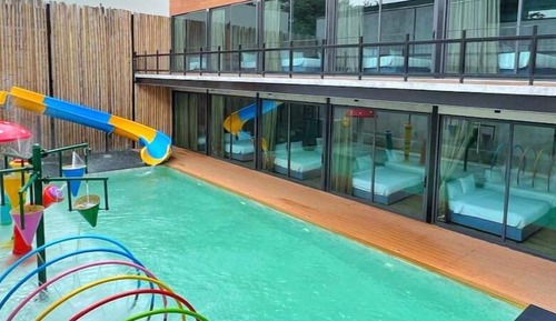 Villa Premier, varias habitaciones, piscina privada, vistas a la piscina