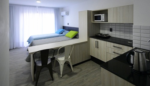 Suite estudio clásica