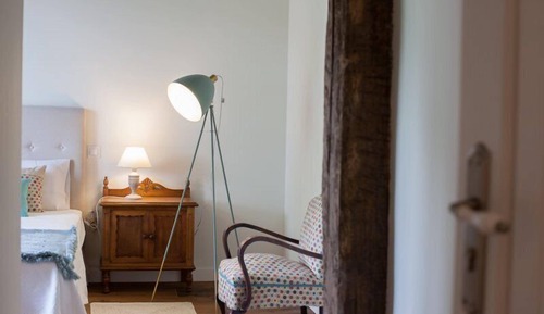 Habitación con 1 cama doble o 2 individuales, vistas al jardín