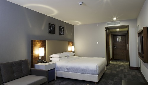 Habitación superior con 1 cama doble o 2 individuales