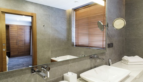 Selection King Suite