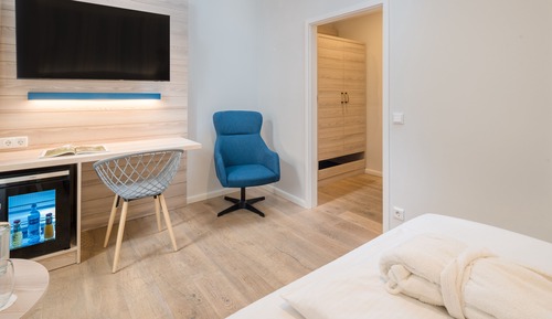 Habitación individual clásica, vistas parciales al lago