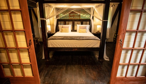 Suite de lujo, 1 cama de matrimonio grande, vistas al mar, frente a la playa