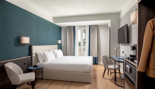 Habitación superior con 1 cama doble o 2 individuales