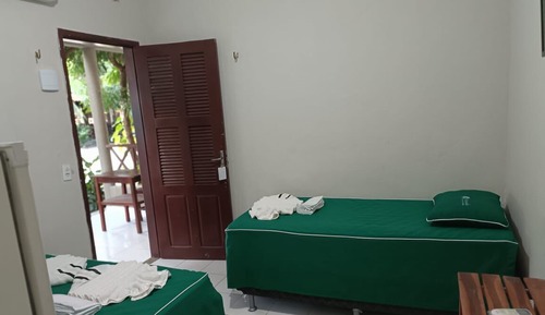 Habitación básica con 1 cama doble o 2 individuales (Bloco C)