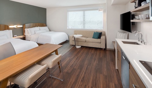 Estudio, varias camas (Hearing Accessible)