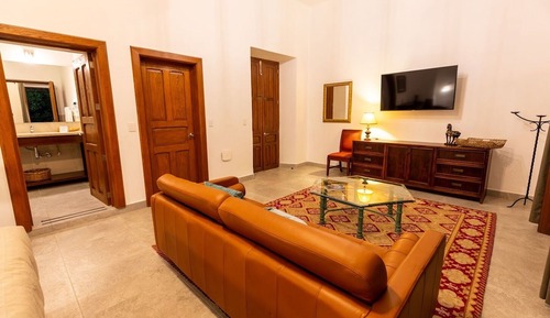 Master Suite 2