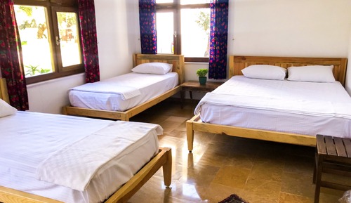 Habitación cuádruple estándar