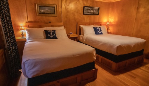 Courtyard Cabin 1- Pet Friendly