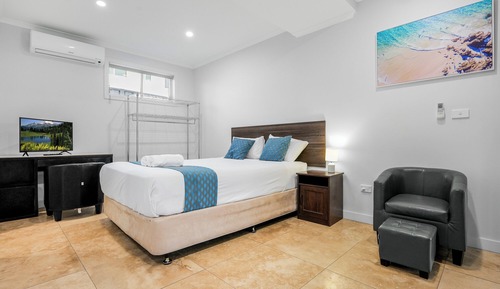 Estudio, 1 cama de matrimonio