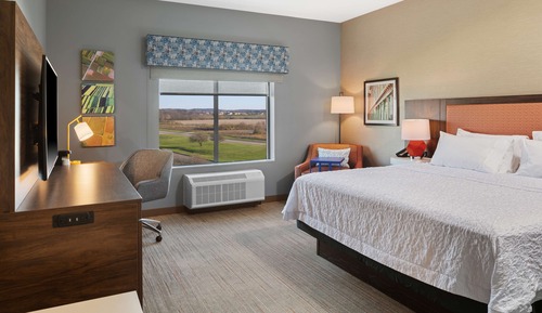 Habitación, 1 cama de matrimonio grande, bañera (Mobility & Hearing)