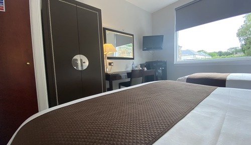 Habitación triple clásica