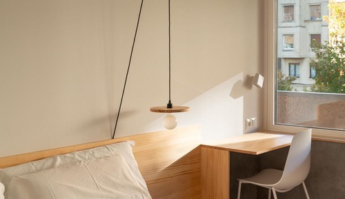 Habitación familiar con 1 cama doble o 2 individuales, vistas a la ciudad