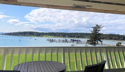 First Mate Queen Room With Sunset Deck