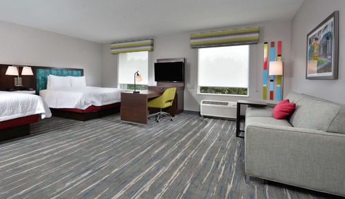 Estudio, 2 camas de matrimonio, no fumadores, frigorífico y microondas (Wet bar)