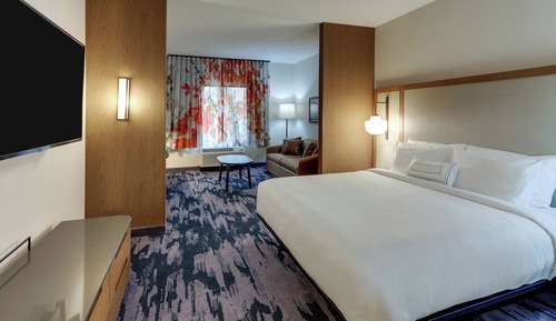 Suite, 1 cama de matrimonio grande con sofá cama