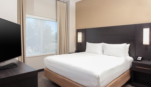 Suite estudio, 1 cama de matrimonio grande con sofá cama (Mobility/Hearing Accessible, Tub)