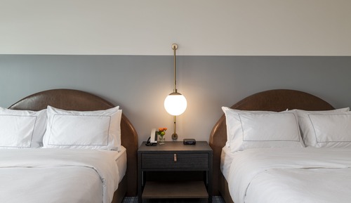 Habitación, 2 camas de matrimonio, accesible para personas con discapacidad (Hearing)