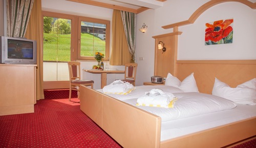 Habitación Deluxe doble, balcón, vistas a la montaña (Ahorn)