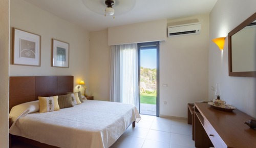 Apartamento Deluxe, piscina privada (Dimitra)