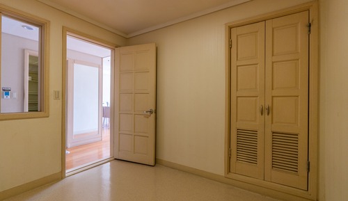 [WEST] Suite(No Kitchen/Standard/Bed)