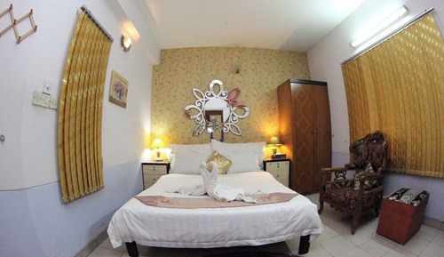 Habitación Business, 1 cama de matrimonio, no fumadores, vistas a la ciudad