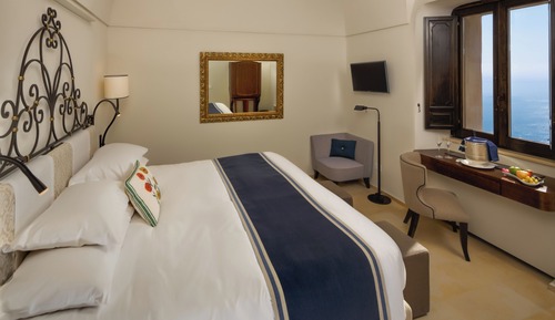 Habitación superior, 1 cama de matrimonio grande (Superior Room with Sea View)