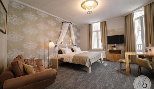 Suite romántica, 1 cama de matrimonio grande, balcón