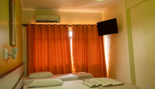 Quarto quádruplo standard