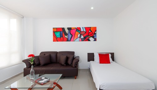 Apartamento clásico, varias camas