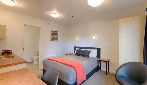 Estudio económico, 1 cama de matrimonio