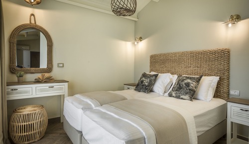 Suite superior, vistas al mar (4 Adults)