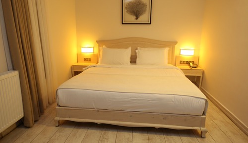 BEGONVIL DUBLEKS SUIT