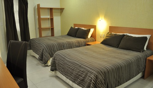 Habitación estándar doble, 2 camas dobles