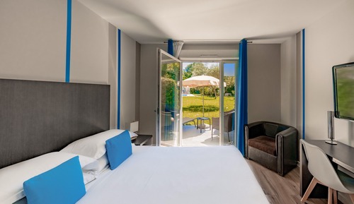 Habitación con 1 cama doble o 2 individuales, terraza (Adult Only)