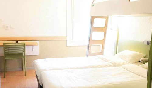 Habitación triple (2 Twin Bed & 1 Bunk Bed)