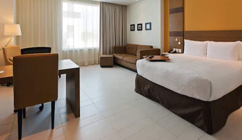 Estudio con matrimonial, solo ducha