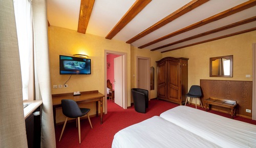 Habitación cuádruple estándar