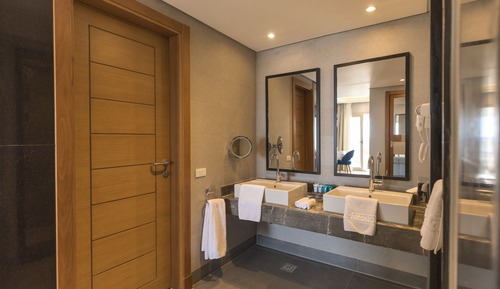 Executive Jacuzzi Suite Sea View