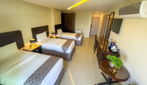 Habitación triple Deluxe