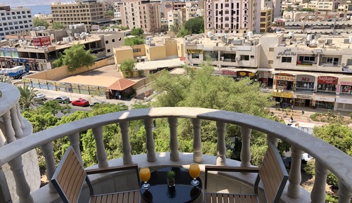 Habitación con 1 cama doble o 2 individuales, balcón