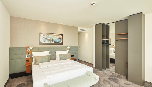 Habitación Business, 1 cama de matrimonio grande, balcón