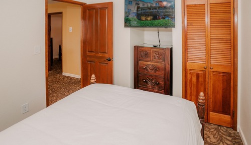 Habitación Deluxe, varias camas, vistas parciales al mar