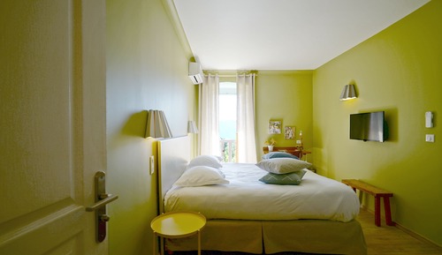 Habitación Confort con 1 cama doble o 2 individuales, no fumadores